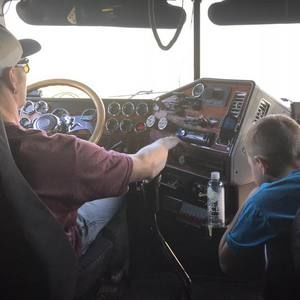 Meet your Posher, Kelly